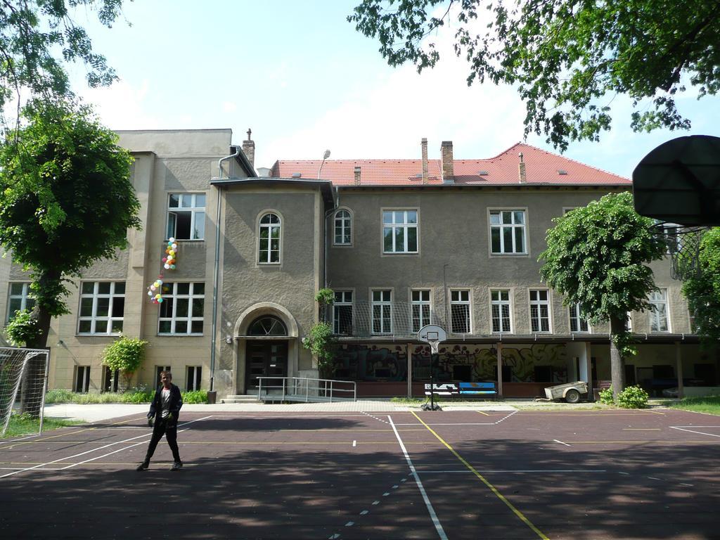 Zur Wartburg Gasthof 2*