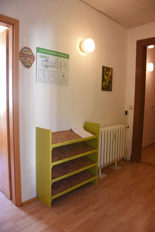 Zur Wartburg Gasthof 2*